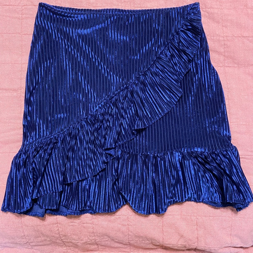 River Island | Velvet ruffle skirt